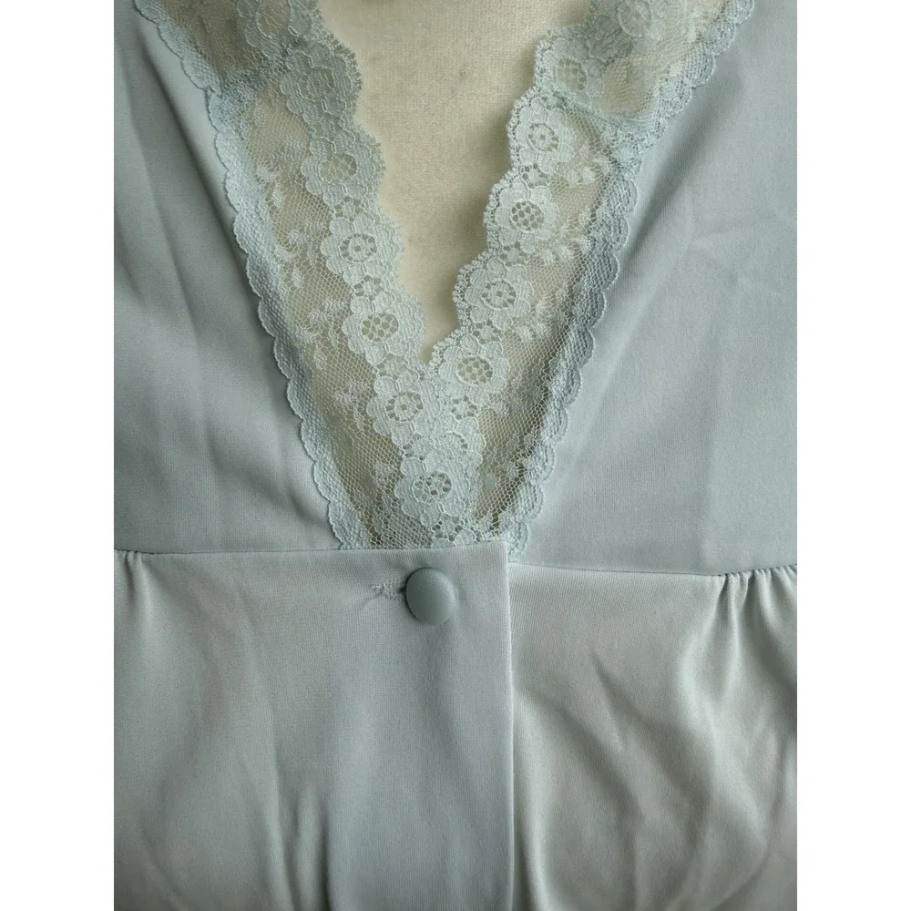 3 Vintage Shadowline Embroidered Robes Peignoir Medium Button Front Nylon
